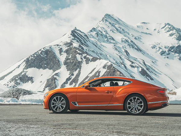 Bentley Continental GT... سيارة للنخبة وليست لمهووسي السيارات